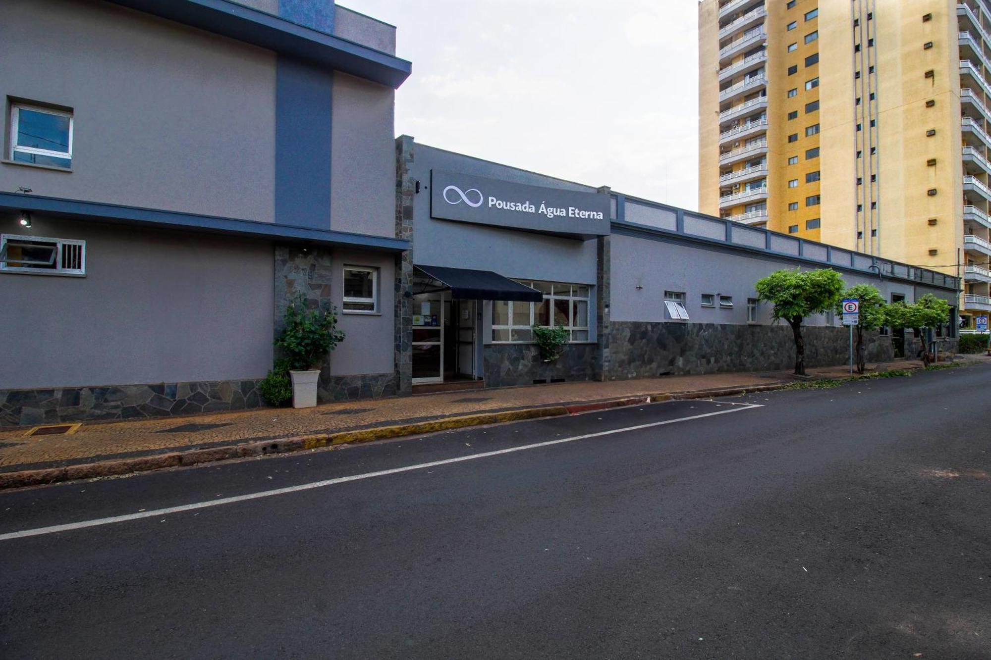 Pousada Agua Eterna - Proximo Ao Museu De Cera, Hot Beach E Thermas Dos Laranjais โอลิมเปีย ภายนอก รูปภาพ